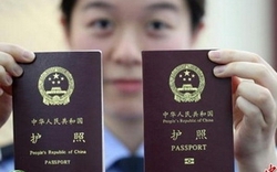 Phản đối Trung Quốc đưa &#39;lưỡi bò&#39; vào hộ chiếu