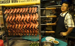 Singapore kiểm soát chặt thức ăn đường phố