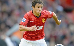 Rafael “thổi lửa” vào trận derby Manchester