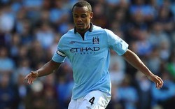 Kompany “dằn mặt” Manchester United