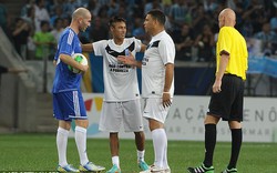 Tái hiện chung kết World Cup 1998, “Ro béo” tái đấu với Zidane