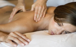 4 kĩ thuật massage cho “chuyện ấy” tăng nhiệt