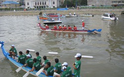 TP.HCM: Tưng bừng lễ hội đua thuyền truyền thống