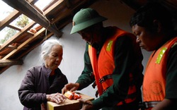 Quảng Bình: Hạn chế họp để giúp dân khắc phục hậu quả lũ lụt