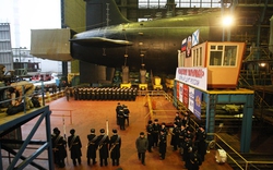 NÓNG: Lộ ảnh Nga bí mật đóng tàu ngầm hạt nhân mới