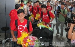 Bầu Đức đồng ý chi tiền để U19 Việt Nam sang Arsenal 6 tháng