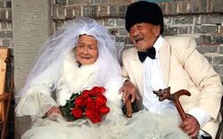 Cưới nhau gần 90 năm mới chụp ảnh cưới