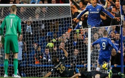 Torres “thông nòng”, Chelsea bắn hạ Man City