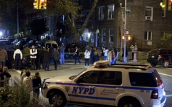 New York: Kinh hoàng 5 mẹ con bị đâm tử vong
