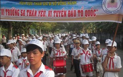 TP.HCM: Hơn 3.000 người đi bộ gây quỹ “Vì Trường Sa thân yêu”