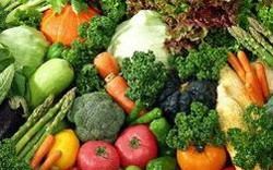 Hà Nội: Giá rau xanh giảm từ 20 - 30%