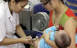 Tiêm bổ sung vaccine Quinvaxem cho trẻ trên 12 tháng tuổi
