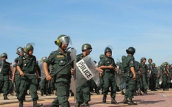 Campuchia: Cảnh sát chống đoàn biểu tình, 1 dân thường chết oan