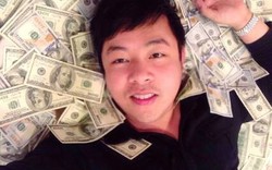 Fan lên án ảnh Quang Lê nằm trên cả đống tiền 