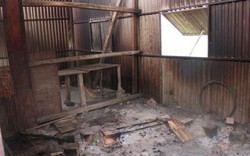 Hà Nội: Cận cảnh khu nhà tạm của CN nơi vừa xảy cháy kinh hoàng