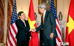 Mỹ tuyên bố dỡ bỏ một phần lệnh cấm vận vũ khí sát thương cho Việt Nam