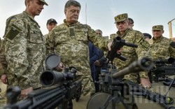 Tổng thống Ukraine hứa “nuôi quân no, ấm” chống phe ly khai
