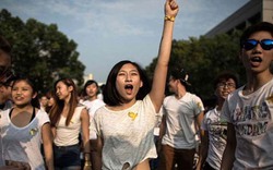 Chính quyền Hong Kong xuống nước, chính thức đàm phán với người biểu tình  