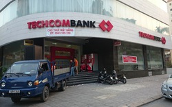 Quảng Ninh: &#34;Bỏ&#34; độc quyền giao dịch trả lương của CBNV qua Techcombank