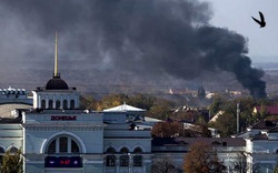 Ukraine:  Quân ly khai vẫn  không ngừng nã pháo