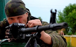 Ly khai Donetsk dọa bắn tan xác máy bay không người lái Đức
