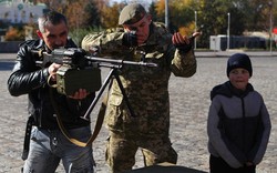 Ukraine phát hiện vũ khí nóng tại nơi bỏ phiếu