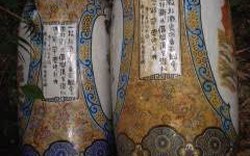Dời đôi lục bình chép &#34;bài thơ tục” của Trung Quốc khỏi chùa ở Yên Tử 