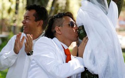 Người đàn ông Peru kết hôn với… cây