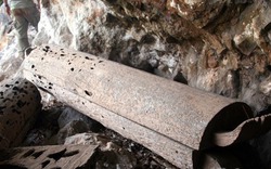 Khám phá những mộ cổ táng treo trong hang ở Suối Bàng