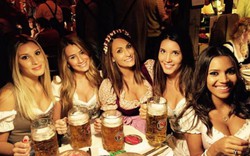 Mê mẩn với dàn WAGs Bayern Munich tại Lễ hội bia