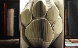 Tác phẩm nghệ thuật gấp giấy Origami 3D độc đáo từ sách cũ