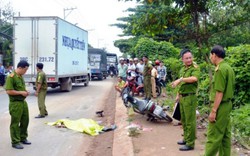 TP.HCM: Truy tìm ô tô cán hai mẹ con thương vong