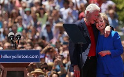 Vợ chồng Hillary – Bill Clinton và 40 năm mặn nồng