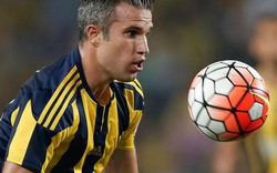 Barcelona “đi đêm”, Van Persie định ngày đến Nou Camp