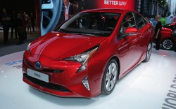 Lộ chi tiết mẫu xe công nghệ cao Toyota Prius 2016