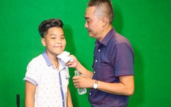 Cậu bé "gây sốt" The Voice Kids được bố chăm sóc trước chung kết