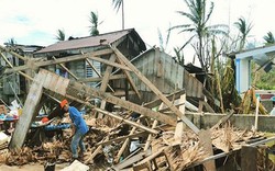 Thảm cảnh sau siêu bão làm 54 người chết ở Philippines