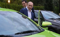 Tổng thống Nga lái "xe giá rẻ" tới hội nghị quốc tế