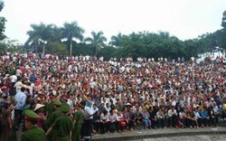Hàng nghìn người đến dự phiên xử kẻ giết 4 người ở Yên Bái