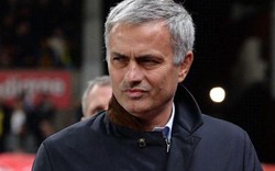 Bảo vệ học trò, Mourinho gọi báo chí là “lũ ngốc”