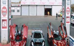 Cuộc đối đầu giữa bộ ba siêu phẩm LaFerrari, McLaren P1 và Porsche 918 Spyder