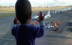 Bé 10 tháng tuổi thành biểu tượng thảm kịch máy bay Nga