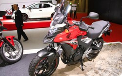 Tận mắt mẫu mô tô thể thao mới 400X của Honda