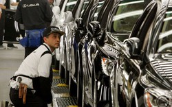 Vì sao Toyota "chưa dám" sản xuất xe sang Lexus tại Trung Quốc?