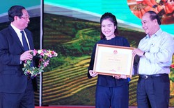 Vinh danh những tinh hoa trong hàng vạn học sinh DTTS