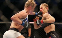 Clip: “Nữ hoàng UFC” Ronda Rousey thua sốc tại hạng gà