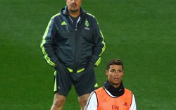 ĐIỂM TIN TỐI (16.11): Ronaldo “đâm sau lưng” Benitez, U21 HAGL sắp xuống núi