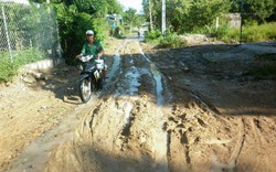 Đường vào khu du lịch Ba Hồ xuống cấp trầm trọng