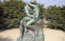 Bí mật về tác phẩm điêu khắc gây sốc của Auguste Rodin