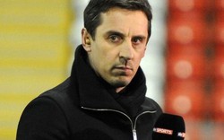 Vì Valencia, Gary Neville chê 15 triệu bảng